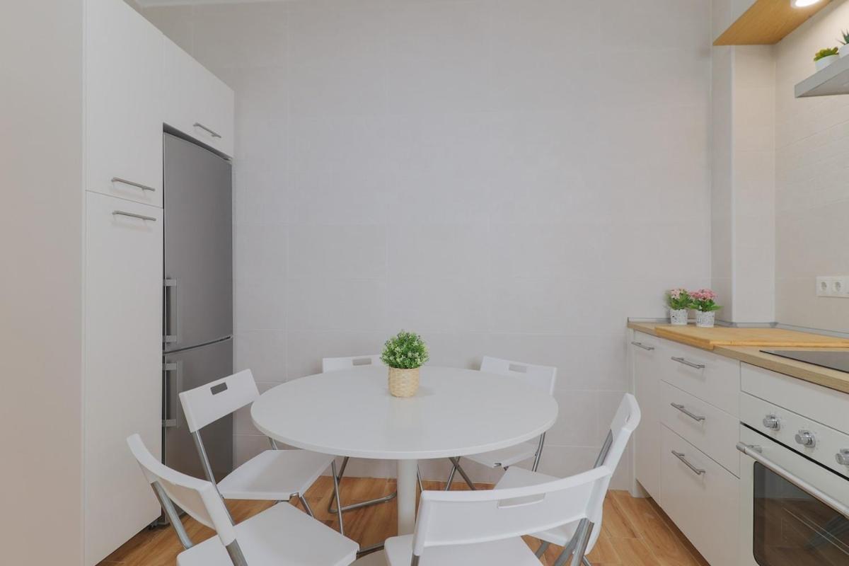 C102 - Huge And Stylish 5 Bedroom By The Center Malaga Exterior photo